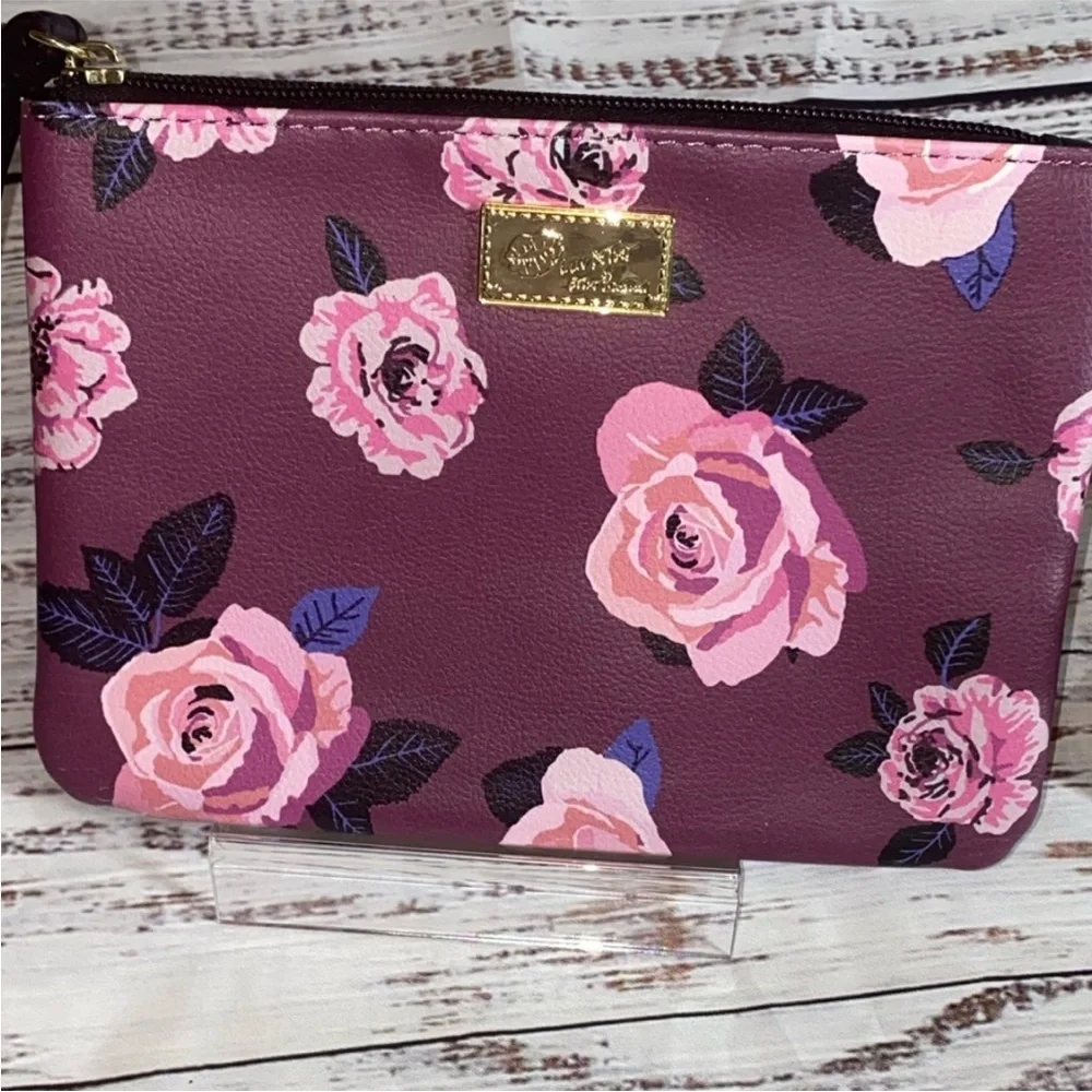 NWOT LUV BETSEY JOHNSON Floral Convertible Wristlet/Crossbody